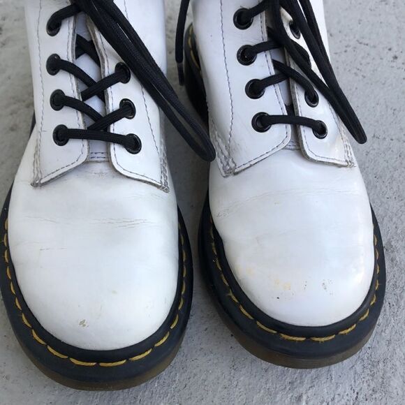 Dr Martens  - Picture 4 of 8